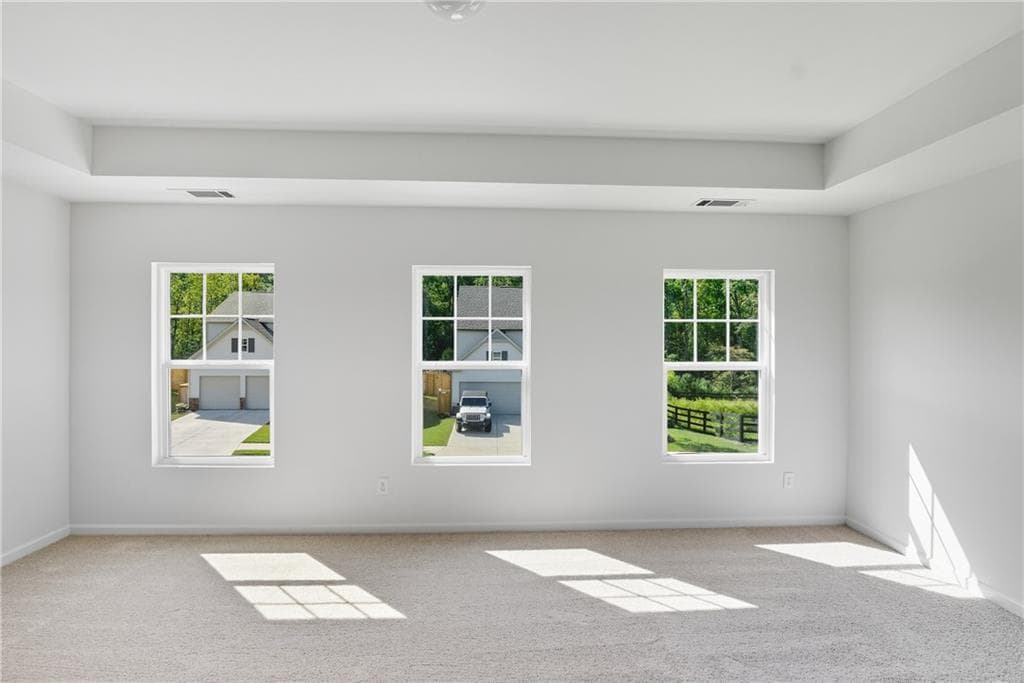 4 bedroom, 3 bathroom, 2,200 sq ft single family residence under contract at 829 Oakmont Trace, Canton, GA 30114 — photo 8