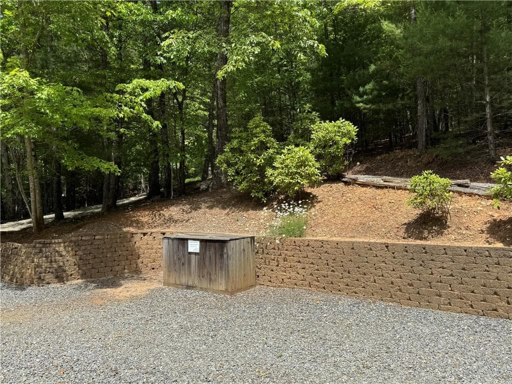 3 bedroom, 3 bathroom, 1,872 sq ft single family residence for sale at 35 Big Buck Circle, Blue Ridge, GA 30513 — photo 6