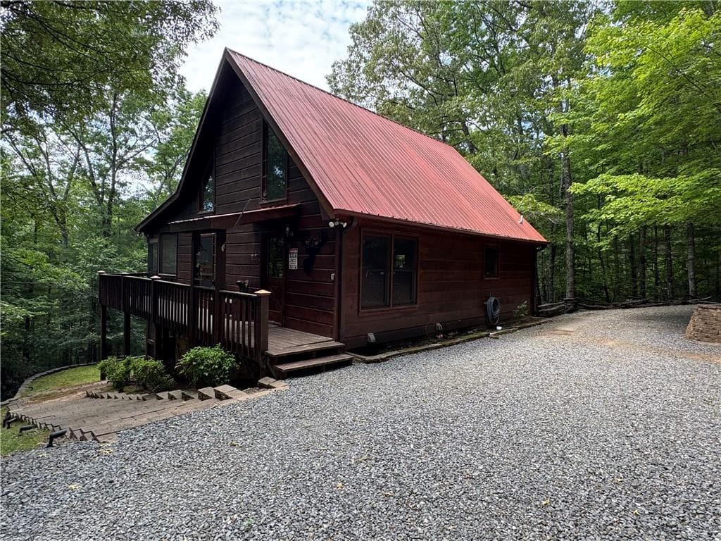 3 bedroom, 3 bathroom, 1,872 sq ft single family residence for sale at 35 Big Buck Circle, Blue Ridge, GA 30513 — photo 7