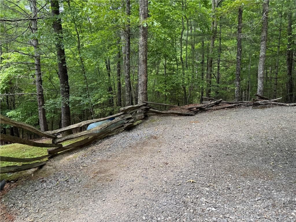 3 bedroom, 3 bathroom, 1,872 sq ft single family residence for sale at 35 Big Buck Circle, Blue Ridge, GA 30513 — photo 8