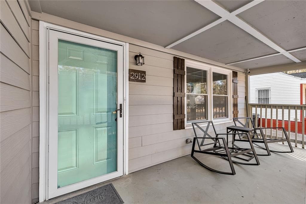 3 bedroom, 2 bathroom, 1,050 sq ft single family residence for sale at 2912 Palm Drive, Atlanta, GA 30344 — photo 8