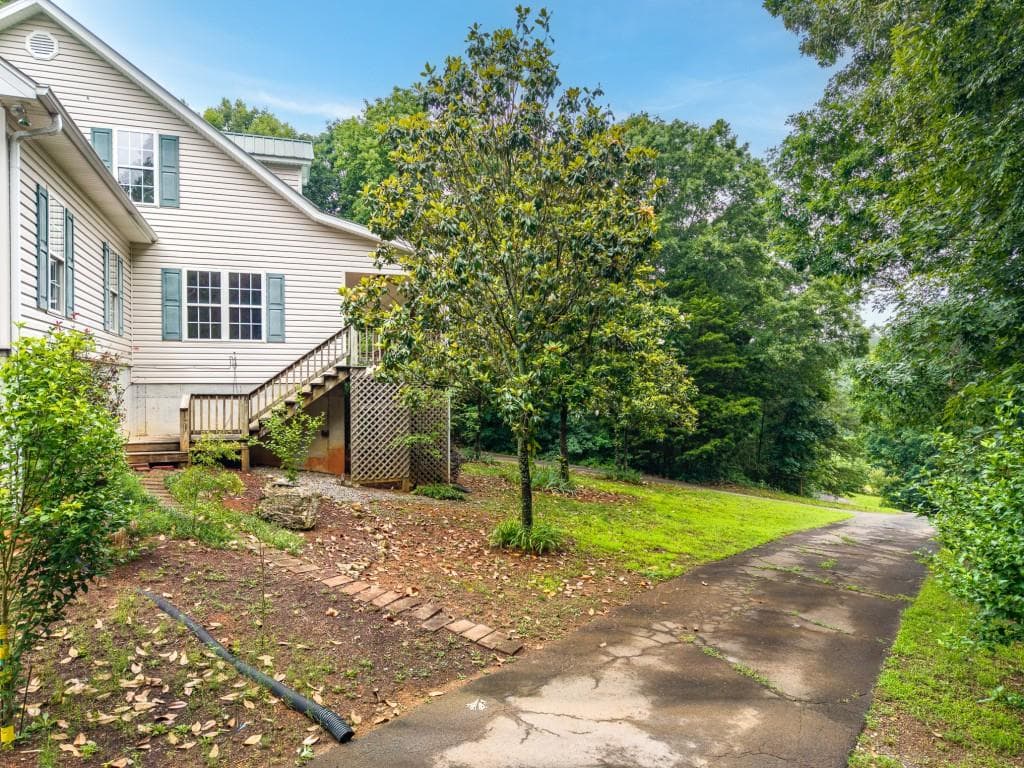 3 bedroom, 3 bathroom, 3,576 sq ft single family residence for sale at 176 Big Oak Tree Road, Adairsville, GA 30103 — photo 6