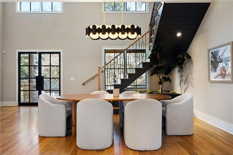 6 bedroom, 6 bathroom, 6,220 sq ft single family residence under contract at 1380 Wayne Avenue, Atlanta, GA 30306 — photo 4