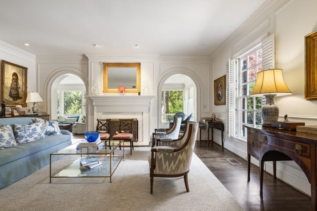 4 bedroom, 6 bathroom, 5,232 sq ft single family residence for sale at 9 Nacoochee Place, Atlanta, GA 30305 — photo 4