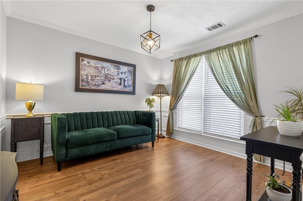 3 bedroom, 3 bathroom, 1,681 sq ft single family residence under contract at 1425 Willow River Run, Grayson, GA 30017 — photo 5