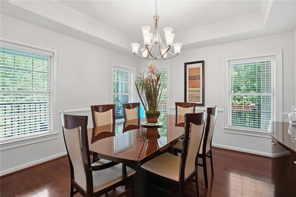 2 bedroom, 3 bathroom, 1,423 sq ft condominium for sale at 3275 Lenox Road 301, Atlanta, GA 30324 — photo 2