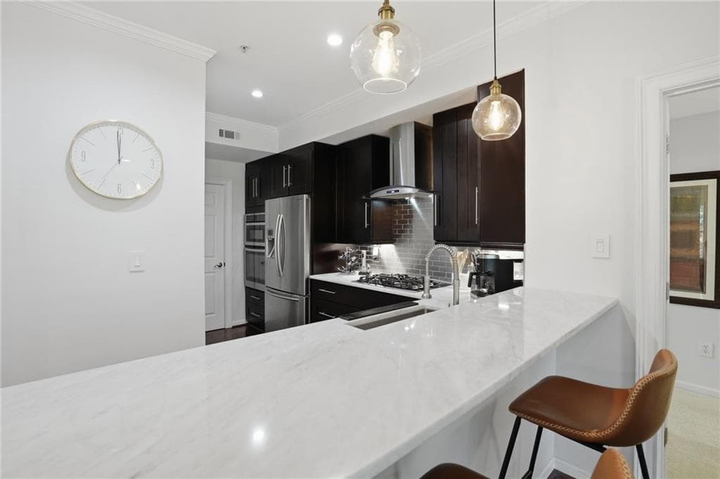 2 bedroom, 3 bathroom, 1,423 sq ft condominium for sale at 3275 Lenox Road 301, Atlanta, GA 30324 — photo 10