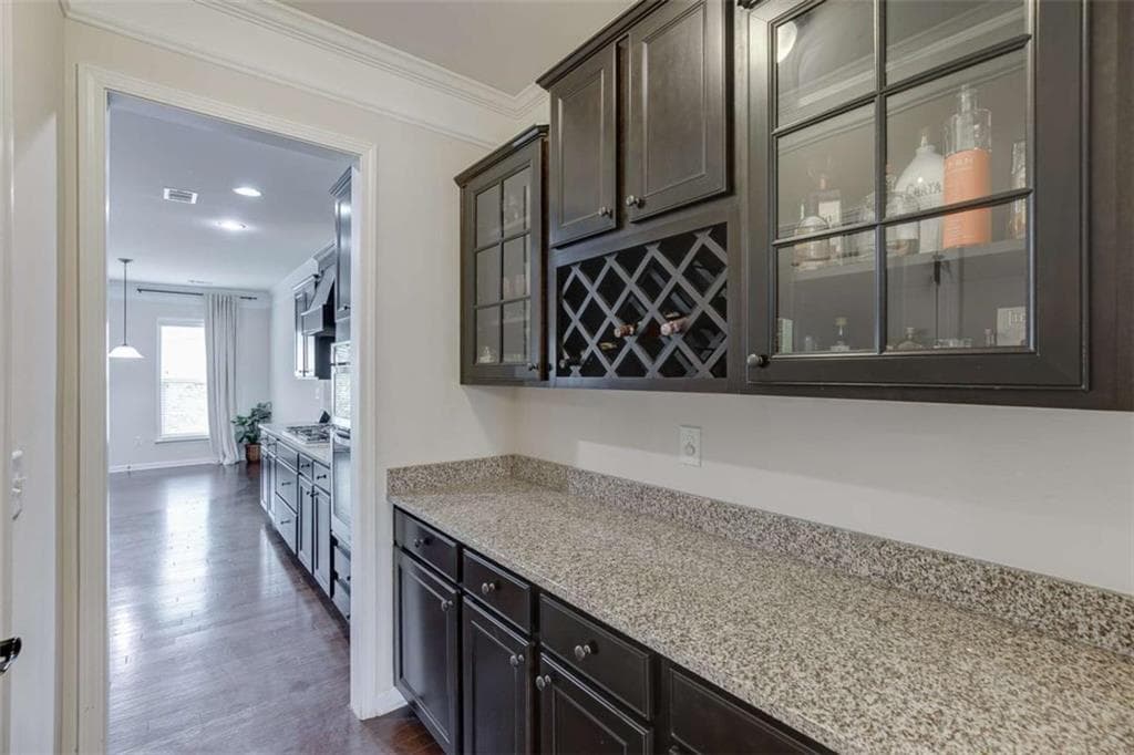 5 bedroom, 4 bathroom, 2,908 sq ft single family residence under contract at 669 Barley Hill Lane, Sugar Hill, GA 30518 — photo 8