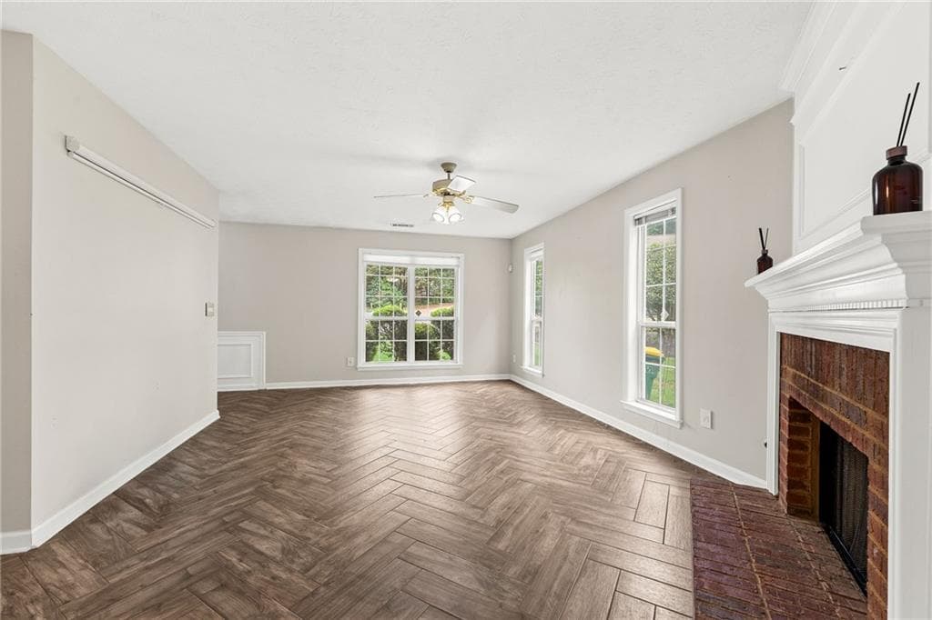 3 bedroom, 3 bathroom, 1,951 sq ft single family residence for rent at 370 Manor Glen Drive, Suwanee, GA 30024 for $2,400 a month — photo 10