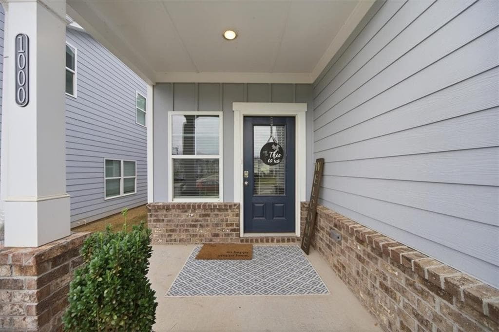 4 bedroom, 3 bathroom, 2,458 sq ft single family residence for sale at 1000 Northfield Drive, Conyers, GA 30013 — photo 5