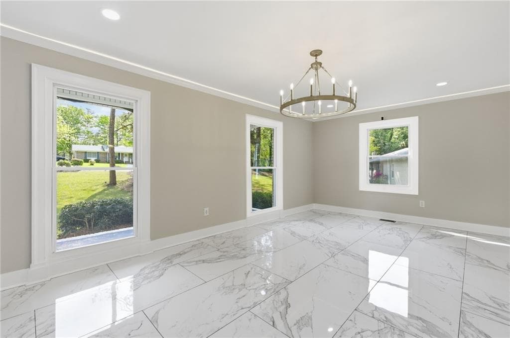 4 bedroom, 3 bathroom, 2,042 sq ft single family residence under contract at 4113 Radcliffe Court, Decatur, GA 30034 — photo 7