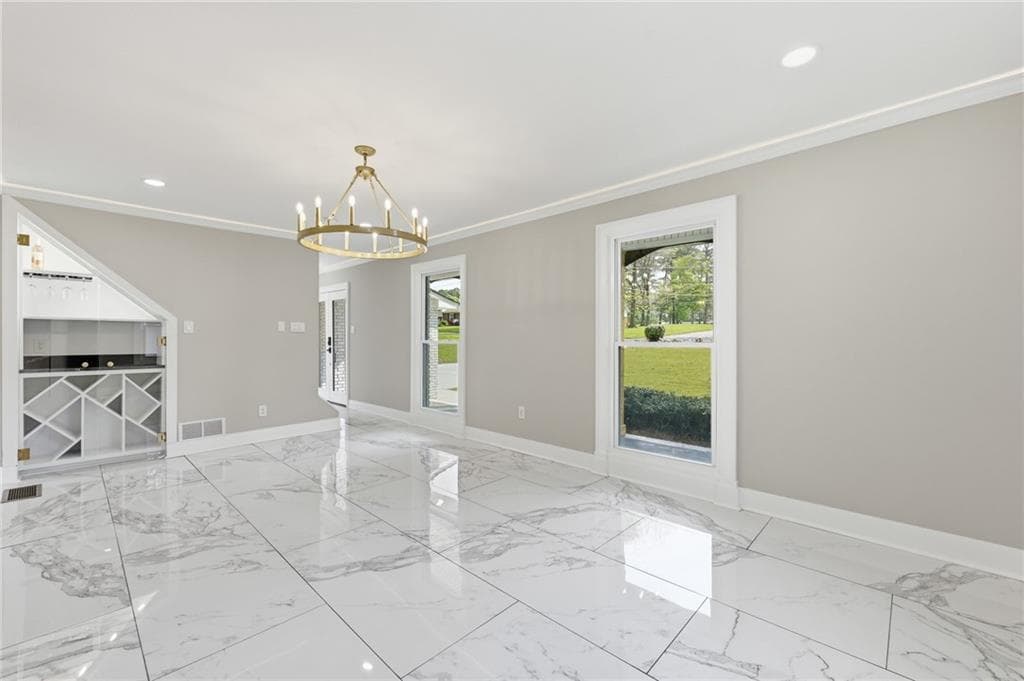 4 bedroom, 3 bathroom, 2,042 sq ft single family residence under contract at 4113 Radcliffe Court, Decatur, GA 30034 — photo 8