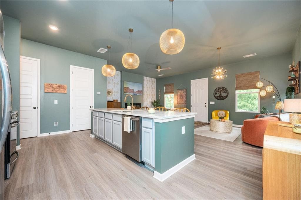 3 bedroom, 3 bathroom, 1,906 sq ft single family residence for sale at 645 Everett Lane, Woodstock, GA 30188 — photo 10