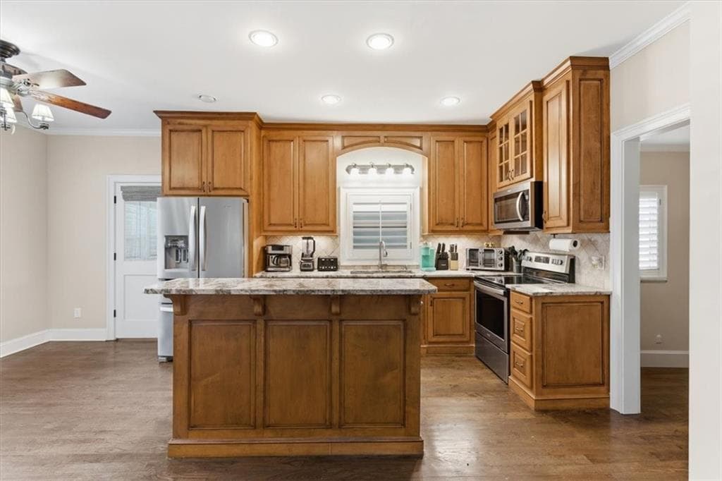 4 bedroom, 4 bathroom, 5,738 sq ft single family residence for sale at 11 Appaloosa Court, Taylorsville, GA 30178 — photo 6