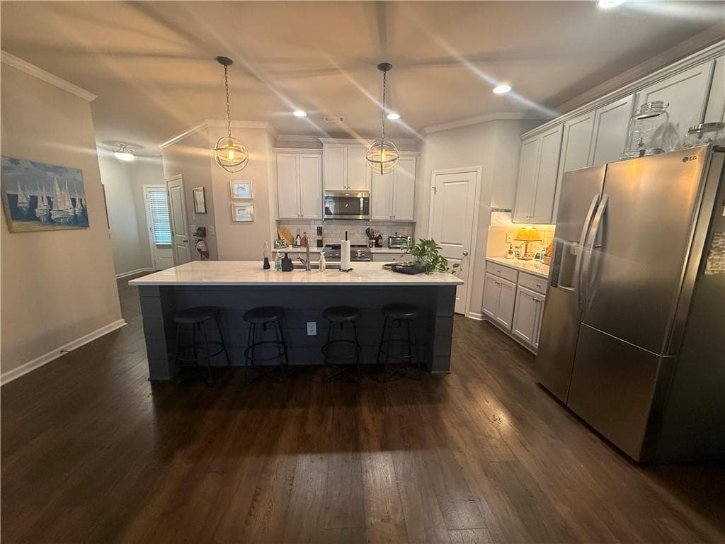 3 bedroom, 3 bathroom, 2,020 sq ft townhouse for rent at 5639 Parkview Lane, Flowery Branch, GA 30542 for $1,995 a month — photo 5