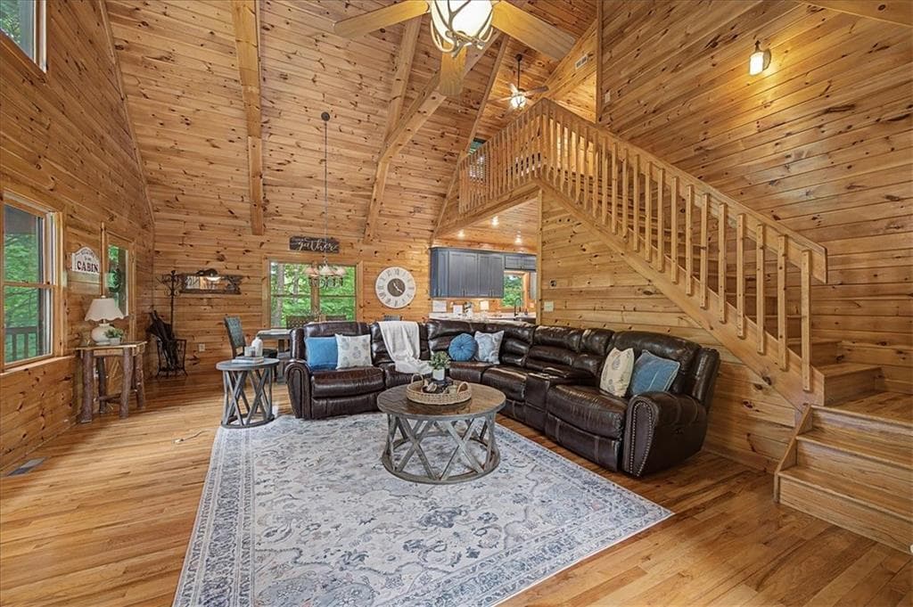 3 bedroom, 3 bathroom, 2,387 sq ft single family residence for sale at 375 S Dream Catcher, Blue Ridge, GA 30513 — photo 9