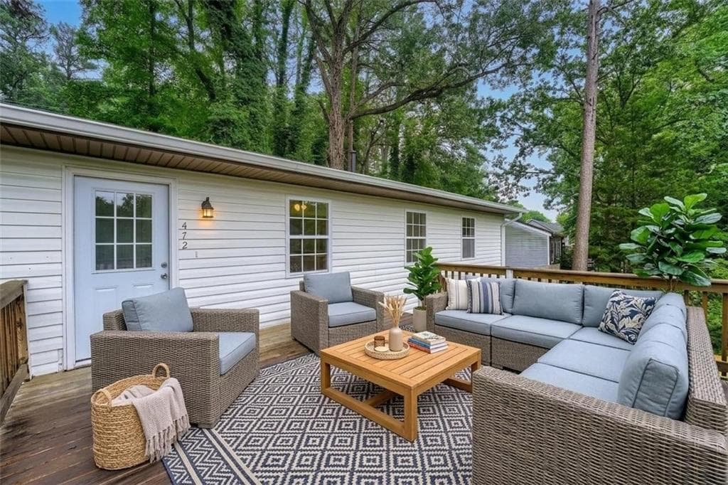 3 bedroom, 2 bathroom, 1,400 sq ft single family residence for sale at 472 Rigby Street, Marietta, GA 30060 — photo 1 of 35
