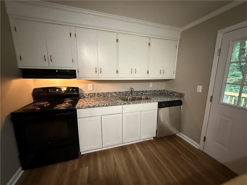 3 bedroom, 2 bathroom, 1,325 sq ft single family residence for rent at 3945 Fraser Circle, Gainesville, GA 30506 for $1,725 a month — photo 3