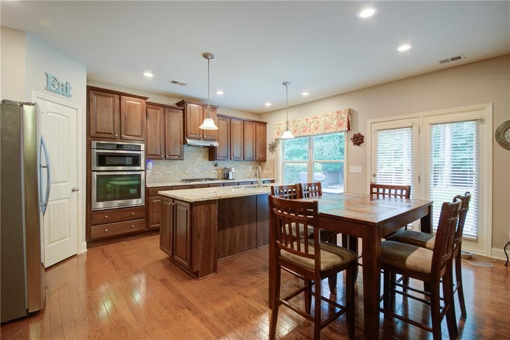 5 bedroom, 4 bathroom, 3,700 sq ft single family residence for sale at 5731 Islington Drive, Powder Springs, GA 30127 — photo 3