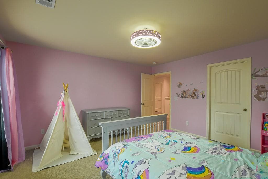 5 bedroom, 3 bathroom, 2,430 sq ft single family residence for sale at 440 Starbuck Parkway, Pendergrass, GA 30567 — photo 8