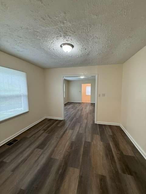 3 bedroom, 1 bathroom single family residence under contract at 1621 Van Vleck Avenue, Atlanta, GA 30316 — photo 5