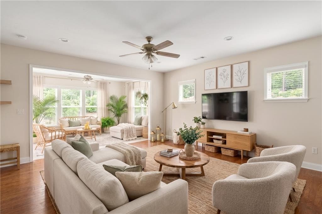 2 bedroom, 2 bathroom, 2,161 sq ft single family residence for sale at 102 Crape Myrtle Drive, Griffin, GA 30223 — photo 4