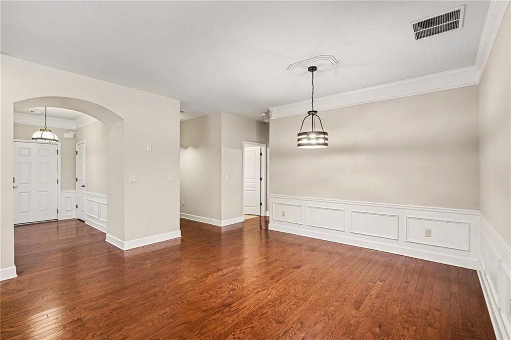 2 bedroom, 2 bathroom, 2,161 sq ft single family residence for sale at 102 Crape Myrtle Drive, Griffin, GA 30223 — photo 8