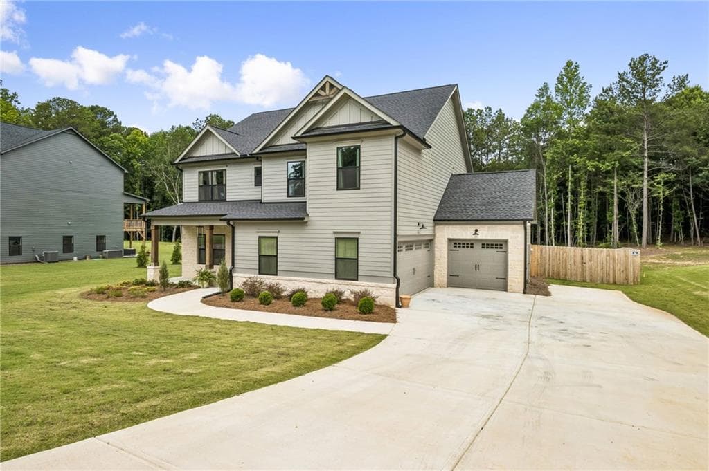4 bedroom, 3 bathroom, 3,286 sq ft single family residence under contract at 311 Rockwell Church Road, Winder, GA 30680 — photo 2