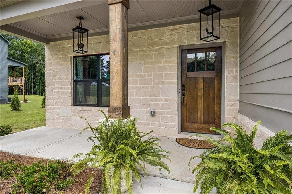 4 bedroom, 3 bathroom, 3,286 sq ft single family residence under contract at 311 Rockwell Church Road, Winder, GA 30680 — photo 4