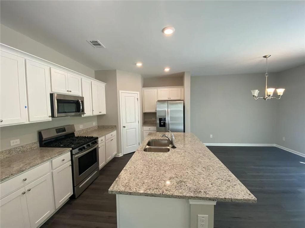 4 bedroom, 3 bathroom, 1,900 sq ft single family residence for rent at 168 Golden Eagle Parkway, Braselton, GA 30517 for $2,250 a month — photo 6