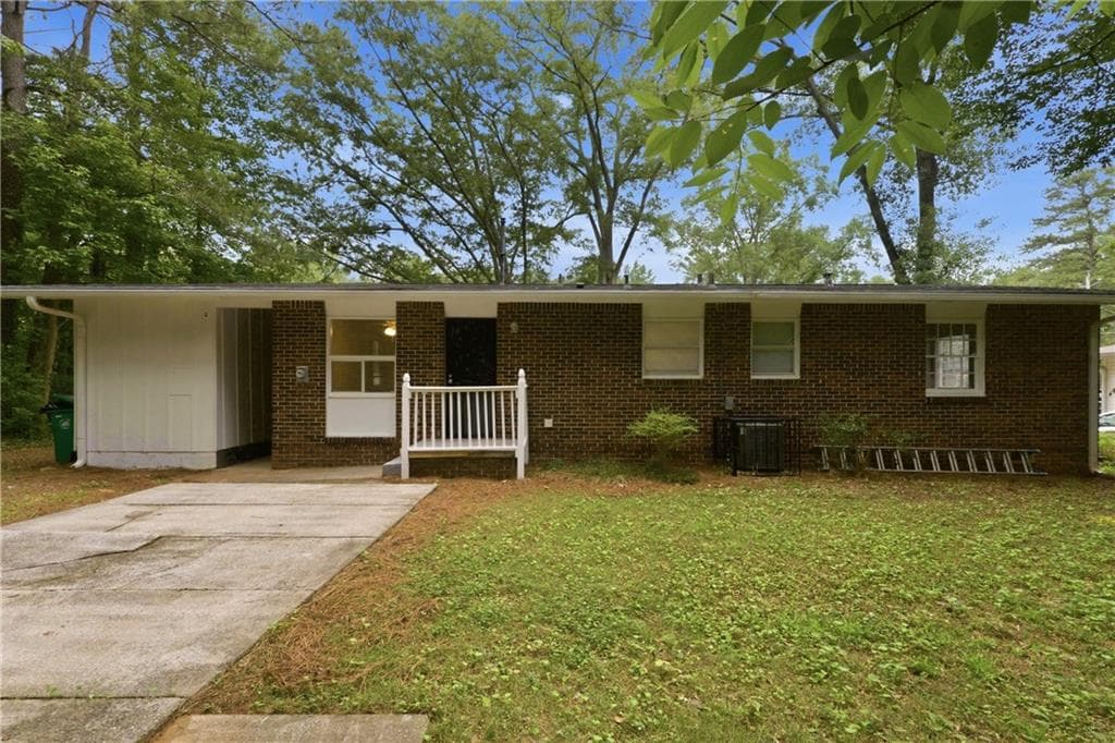 3 bedroom, 2 bathroom, 1,175 sq ft single family residence sold at 2319 Collier Drive, Decatur, GA 30032