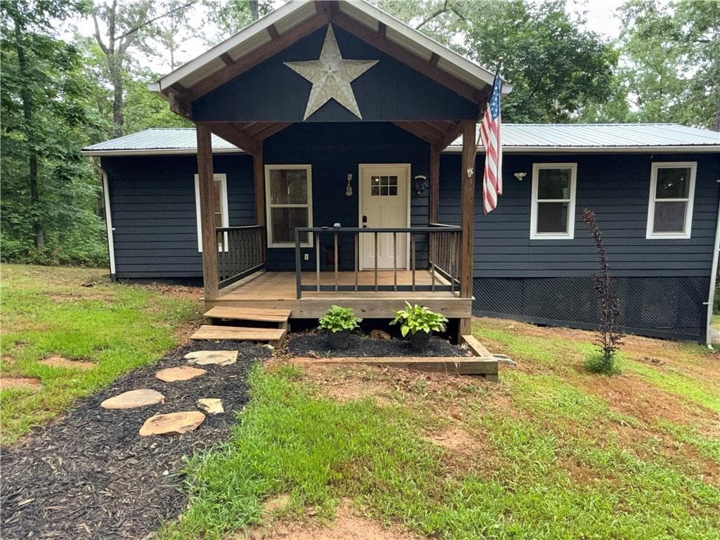 2 bedroom, 1 bathroom, 1,130 sq ft single family residence sold at 150 Creek Bank Drive, Talking Rock, GA 30175