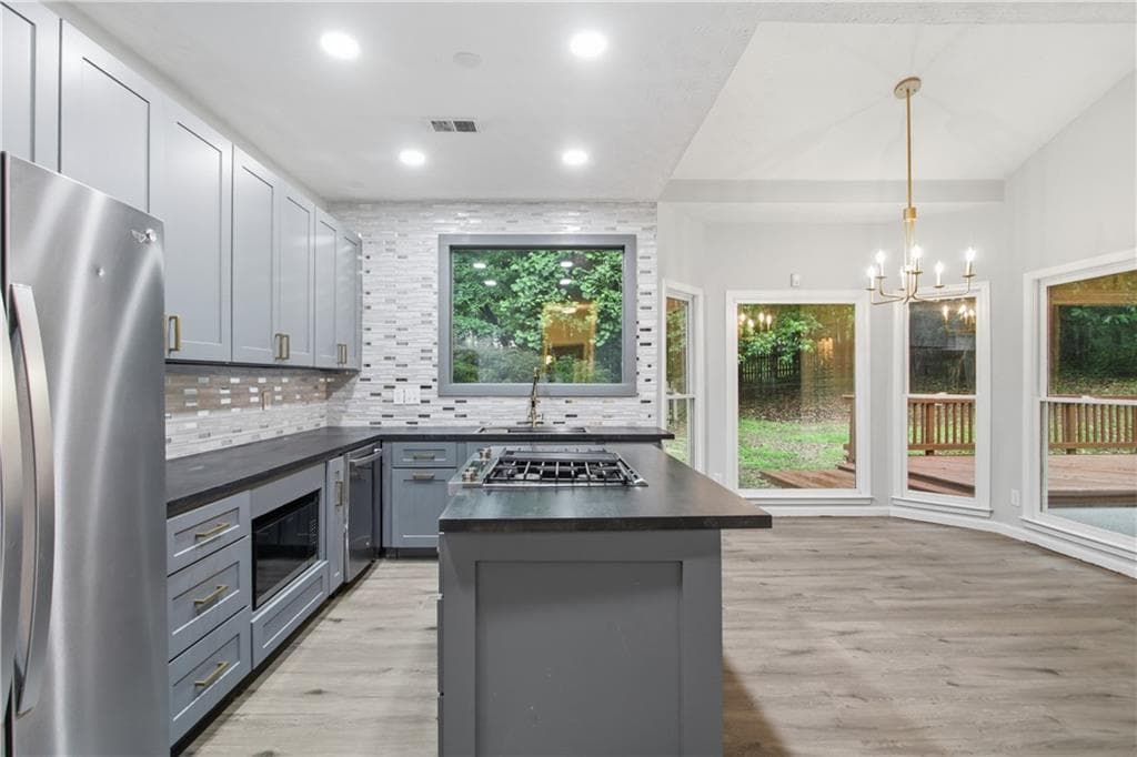 4 bedroom, 3 bathroom, 1,906 sq ft single family residence for sale at 3504 Wellsley Drive, Powder Springs, GA 30127 — photo 2