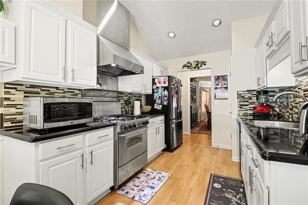 4 bedroom, 2 bathroom, 1,721 sq ft single family residence for sale at 2010 Nichols Landing Way, Dacula, GA 30019 — photo 8