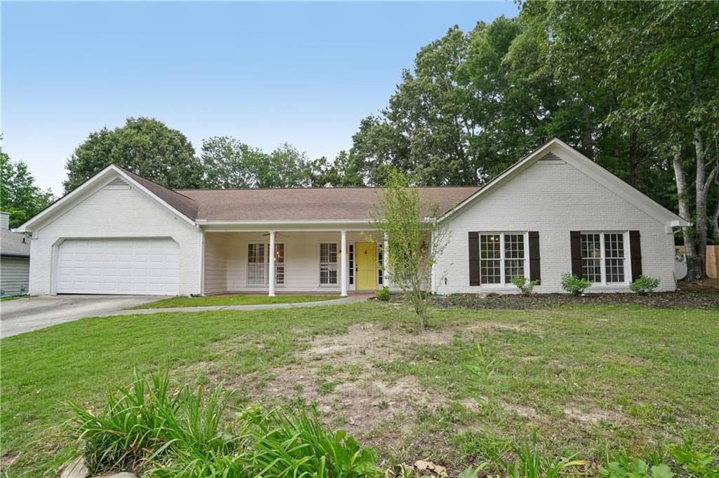 4 bedroom, 3 bathroom, 2,378 sq ft single family residence for sale at 1254 Wynford Colony, Marietta, GA 30064 — photo 1 of 33