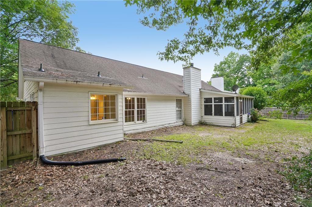 4 bedroom, 3 bathroom, 2,378 sq ft single family residence for sale at 1254 Wynford Colony, Marietta, GA 30064 — photo 5