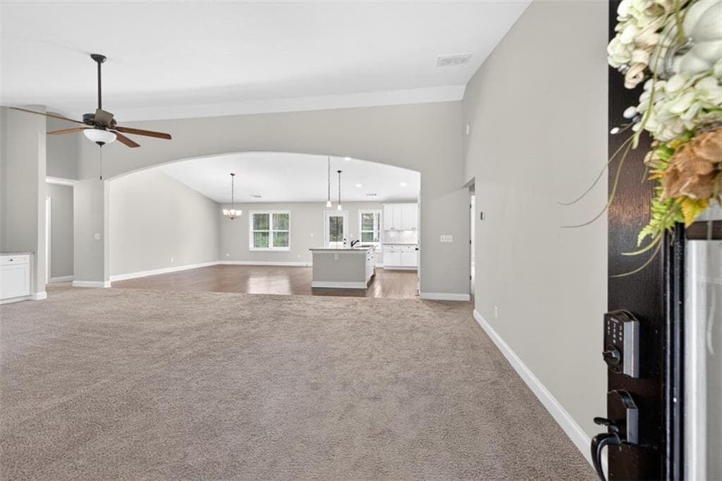 4 bedroom, 3 bathroom, 2,501 sq ft single family residence under contract at 561 Oconee Lane, Commerce, GA 30529 — photo 7