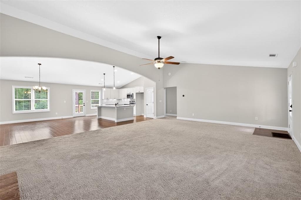 4 bedroom, 3 bathroom, 2,501 sq ft single family residence under contract at 561 Oconee Lane, Commerce, GA 30529 — photo 10