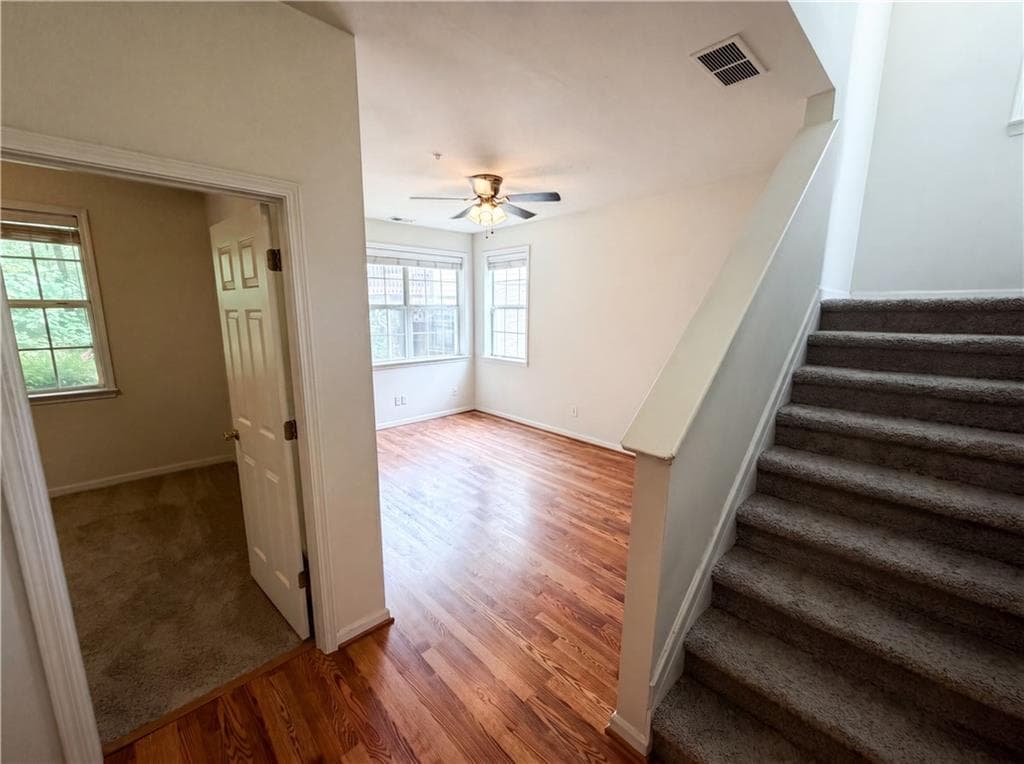 3 bedroom, 3 bathroom, 2,529 sq ft townhouse for sale at 4660 Creekside Villas Way, Smyrna, GA 30082 — photo 9