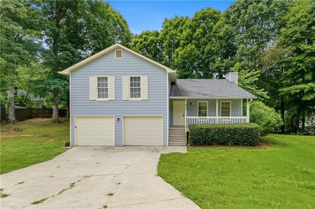 3 bedroom, 2 bathroom, 1,420 sq ft single family residence for sale at 615 Hickory Nobb, Sugar Hill, GA 30518