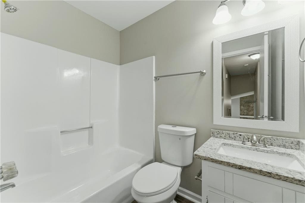 3 bedroom, 2 bathroom, 1,420 sq ft single family residence for sale at 615 Hickory Nobb, Sugar Hill, GA 30518 — photo 2