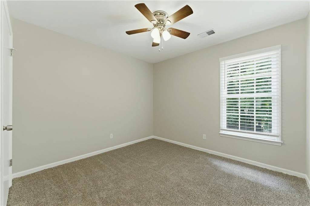 3 bedroom, 2 bathroom, 1,420 sq ft single family residence for sale at 615 Hickory Nobb, Sugar Hill, GA 30518 — photo 8