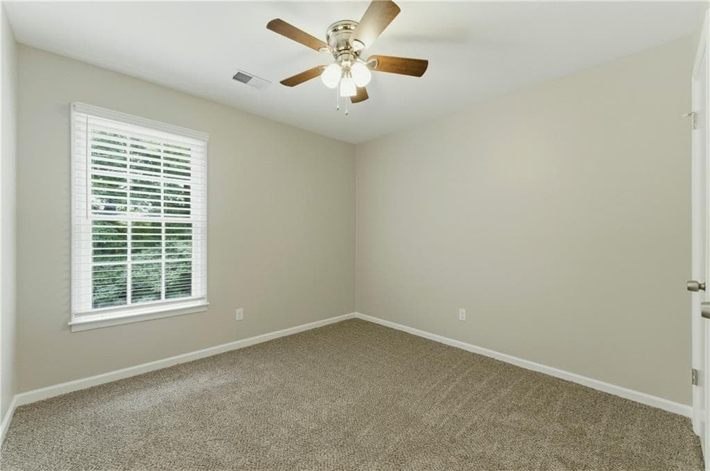 3 bedroom, 2 bathroom, 1,420 sq ft single family residence for sale at 615 Hickory Nobb, Sugar Hill, GA 30518 — photo 9