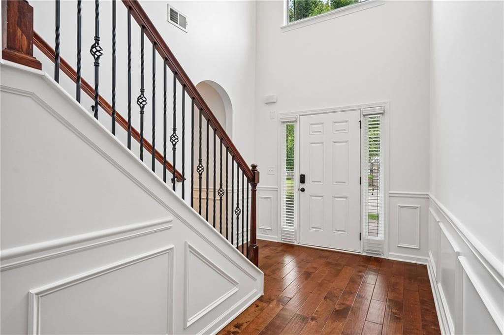 4 bedroom, 3 bathroom, 2,368 sq ft single family residence under contract at 4930 Roosevelt Circle, Cumming, GA 30040 — photo 5