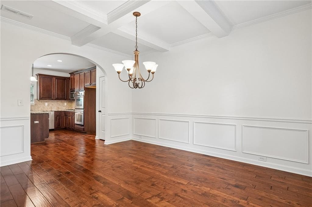 4 bedroom, 3 bathroom, 2,368 sq ft single family residence under contract at 4930 Roosevelt Circle, Cumming, GA 30040 — photo 10