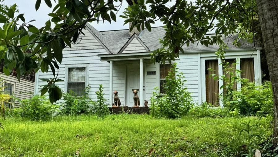 2 bedroom, 1 bathroom, 1,482 sq ft single family residence sold at 1175 Francis Street, Atlanta, GA 30318
