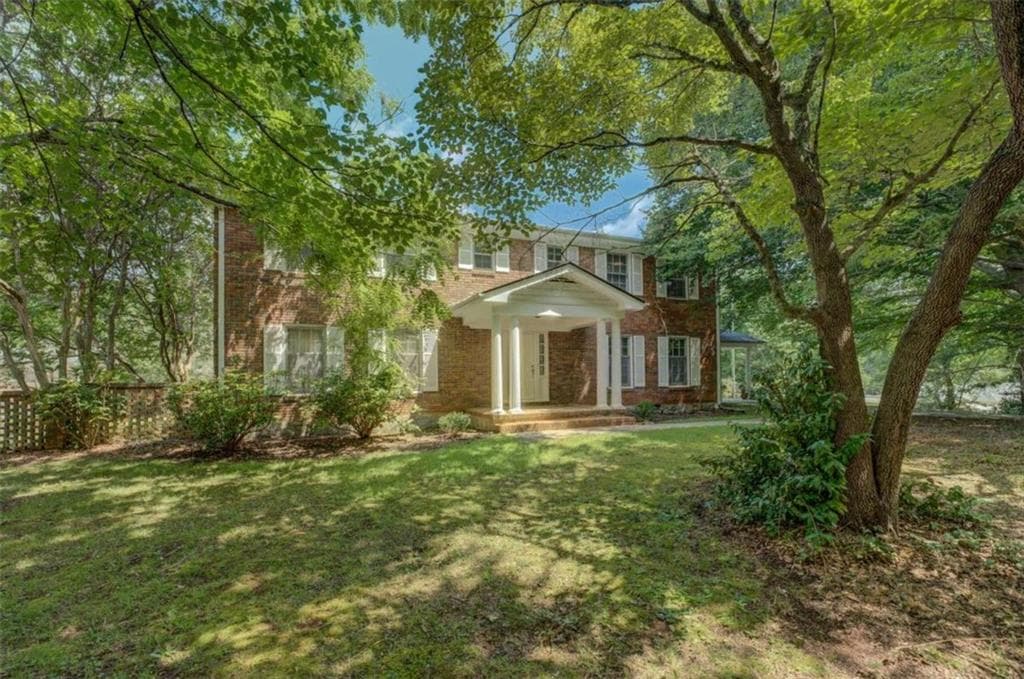 7 bedroom, 4 bathroom, 4,742 sq ft single family residence under contract at 660 Kirkus Drive, Conyers, GA 30094 — photo 3
