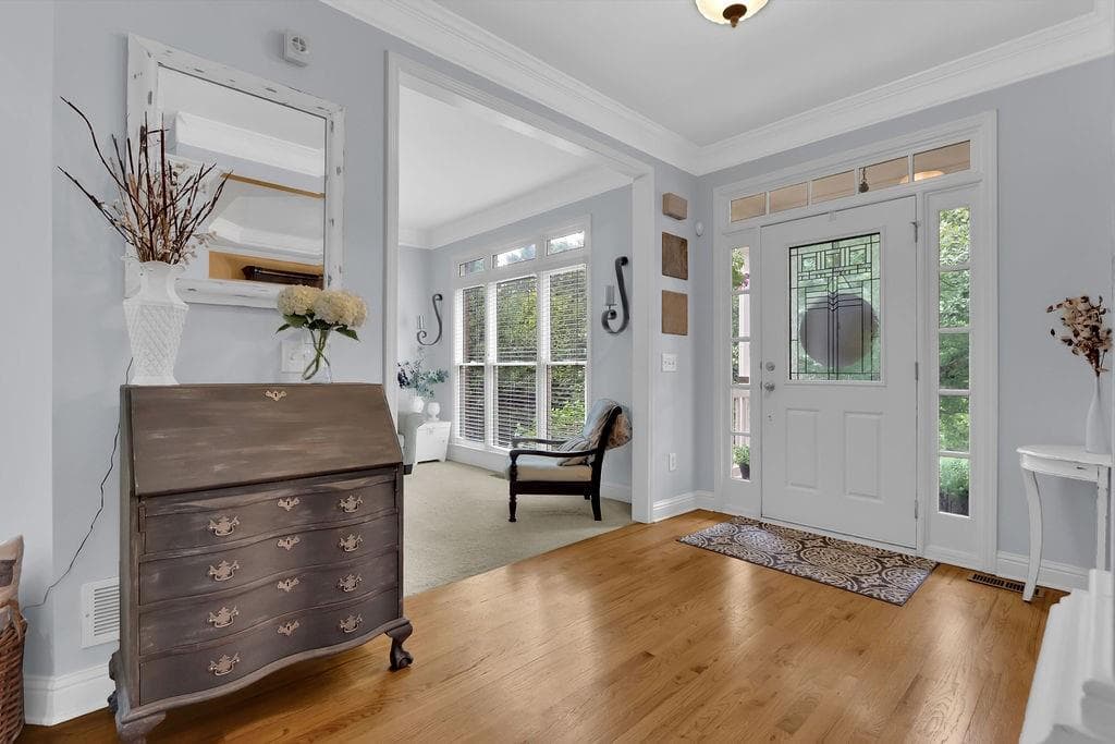 5 bedroom, 5 bathroom, 4,117 sq ft single family residence for sale at 210 River Laurel Way, Woodstock, GA 30188 — photo 5
