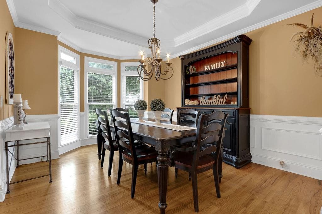 5 bedroom, 5 bathroom, 4,117 sq ft single family residence for sale at 210 River Laurel Way, Woodstock, GA 30188 — photo 9
