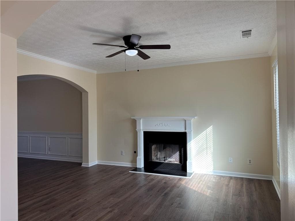 4 bedroom, 3 bathroom, 2,182 sq ft single family residence for sale at 3819 Wheaton Court, Snellville, GA 30039 — photo 7